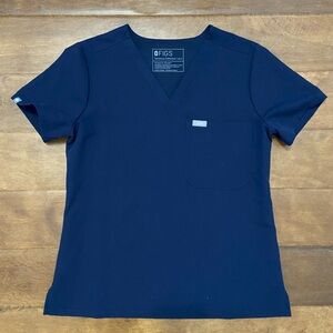 FIGS Catarina One-Pocket Scrub Top - Navy Blue (XS Petite)